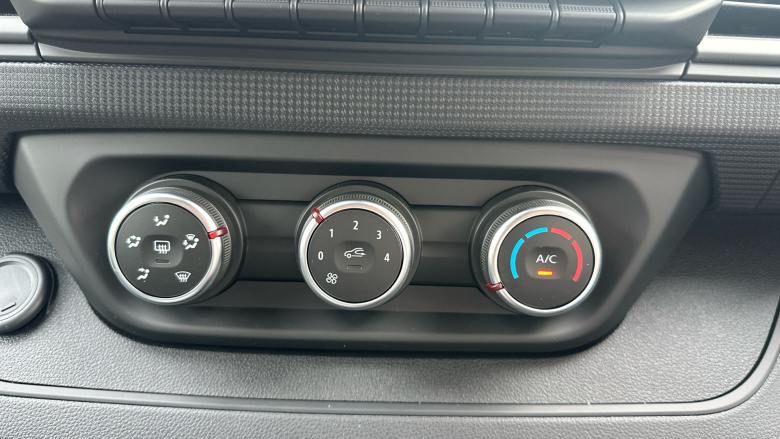 Renault Trafic Lwb Diesel LL30 Blue dCi 130 Advance [Safety] Van